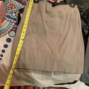 Good condition stretchy skirt